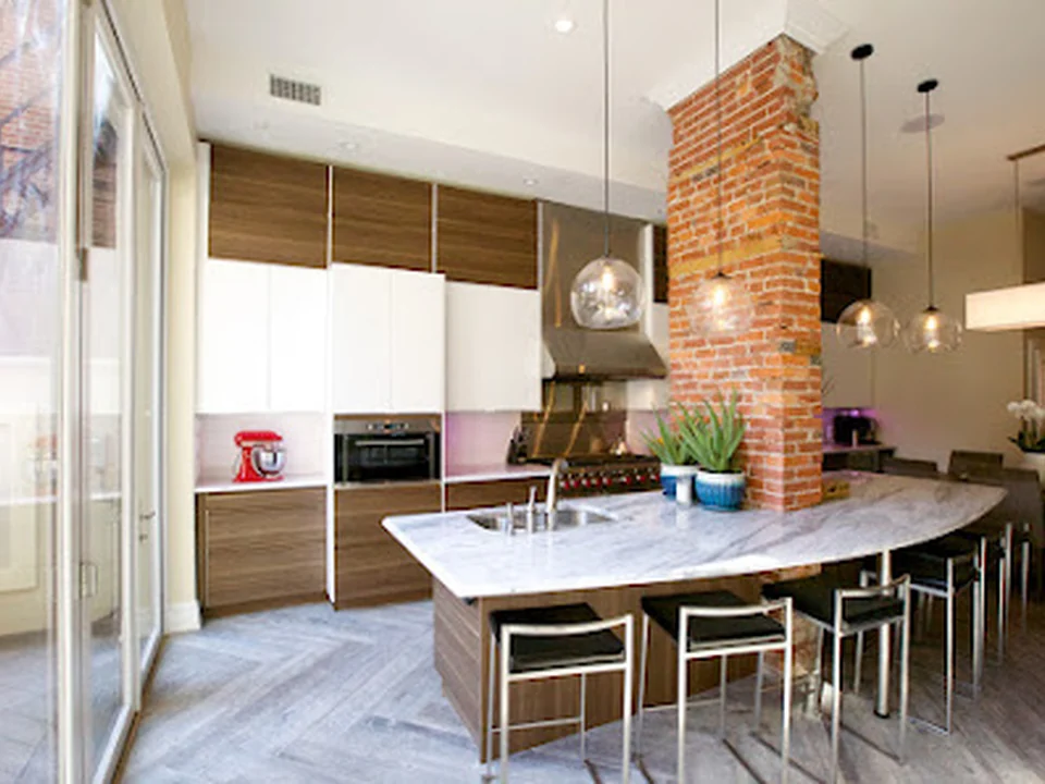 Mitchell Renovations INC