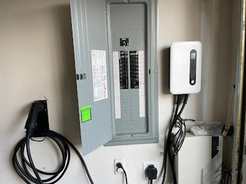 Red Flow Electric